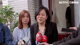 李貞秀被問到有沒有跟柯文哲談過，又露出笑容說不方便多講（圖／翻攝畫面）