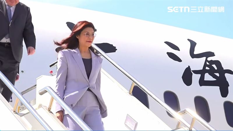 鄭麗文抵達上海！宋濤接機雙方互動曝光