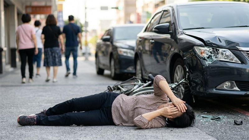 台中女車禍「裝瞎」爽領450萬 這2招現形