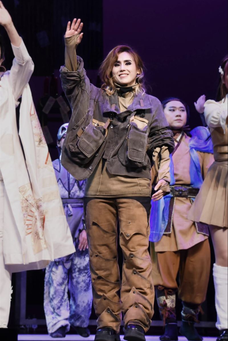 陳昭賢扮演「韓杰」的造型有別於以往歌仔戲印象中的造型。（圖／翻攝自陳昭賢Threads）