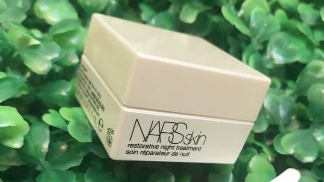 NARS晚霜含禁用色素星國回收　食藥署示警