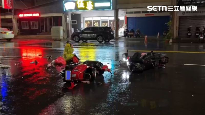 整起事故,共造成4人多處擦挫傷,所幸都意識清楚,送醫無大礙。(圖/翻攝畫面)