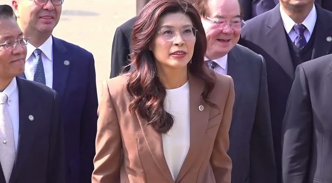 鄭麗文赴中山陵!中國人喊祖國統一歡迎妳