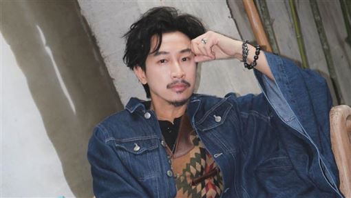 邱凱偉澳洲珍奶店爆收攤　經紀人曝內情