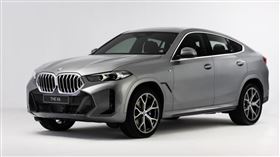 新年式BMW X5與BMW X6鉑金版。（圖／BMW提供）