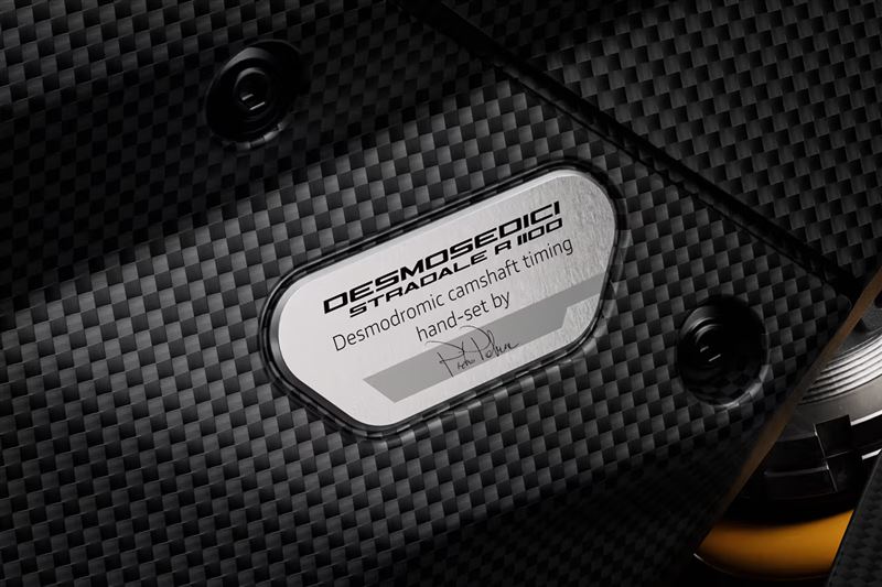 全車大量使用碳纖維材質。（圖／翻攝Ducati網站）