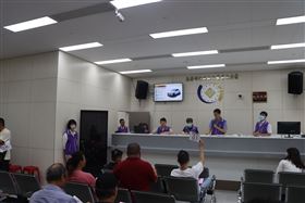 ▲行政執行署舉辦123聯合拍賣會，其中一退休軍官因共諜案被追繳退休俸，投資款35萬拍賣拍定抵繳。（圖／翻攝畫面）