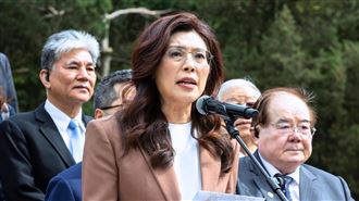 鄭麗文演講數度哽咽　前藍委：講得特別好