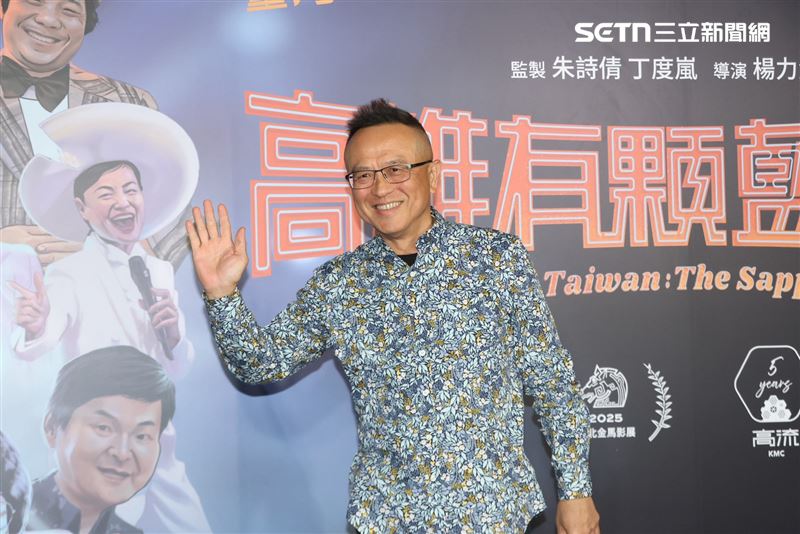 豬哥亮兒子謝順福在觀看《高雄有顆藍寶石》紀錄片時忍不住落淚。（圖／記者鄭孟晃攝影）