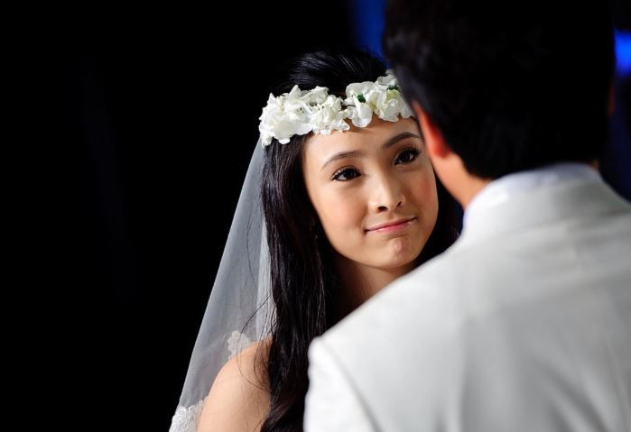 外界看來，白靜這段婚姻彷彿是「灰姑娘嫁入豪門」的童話。（圖／翻攝自百度百科）