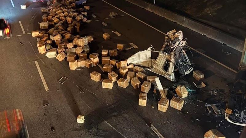 新/國道事故!「身首分離」車道灑一地