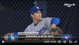 大谷翔平球帽右側寫「MR」，紀念隊友洛哈斯（Miguel Rojas）父親。（圖／翻攝自James¹⁷¹⁸推特）