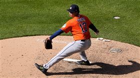 鄧愷威中繼1.1局無失分。（圖／路透社／達志影像）