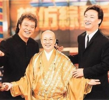 恆述法師近日受訪時坦言，近年確實有不少製作單位持續邀約，讓張菲一度陷入考慮與猶豫之中，並表示：「因為找上門的製作人真的不少，張菲反而更猶豫。」（圖／資料照）