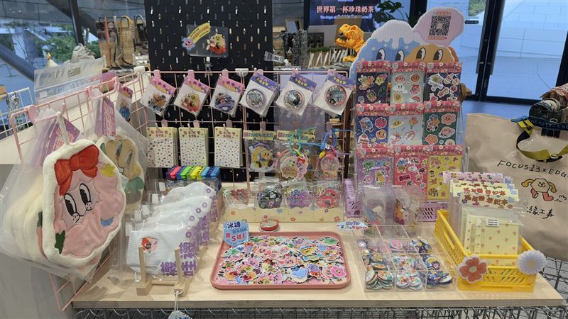 「Lii&amp;Ho 設計選物」進駐高流Focus13設置櫃位，打造舒適便利的選購環境。（圖／高雄市政府青年局提供）