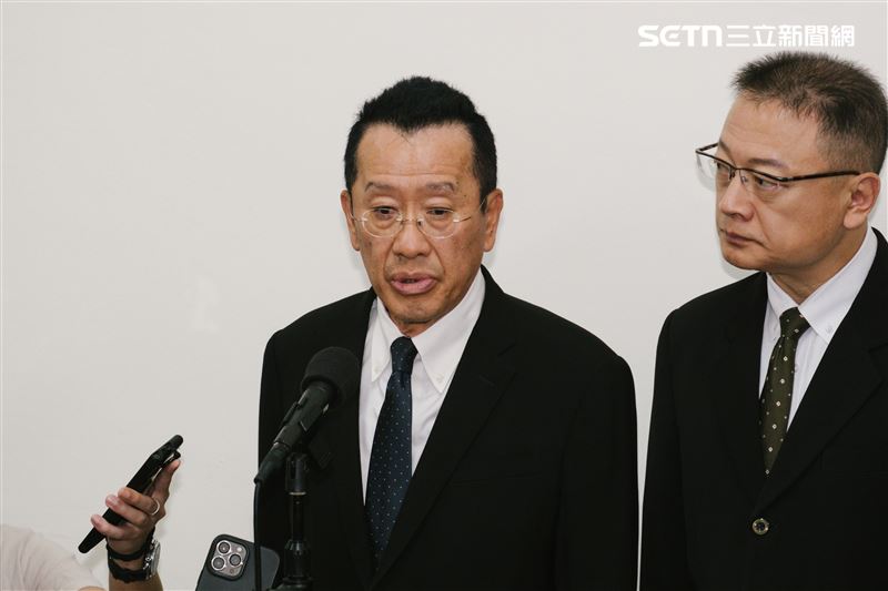 顧立雄表示,管碧玲發的圖是去除機密後套在公開地圖上,「基本上應該就是一個示意圖」。(圖/記者楊士誼攝影)