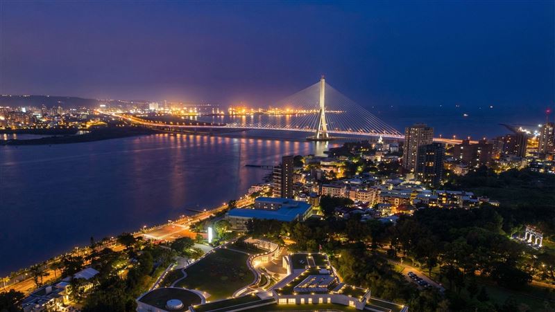 淡江大橋通車倒數!這酒店河景住房搶卡位