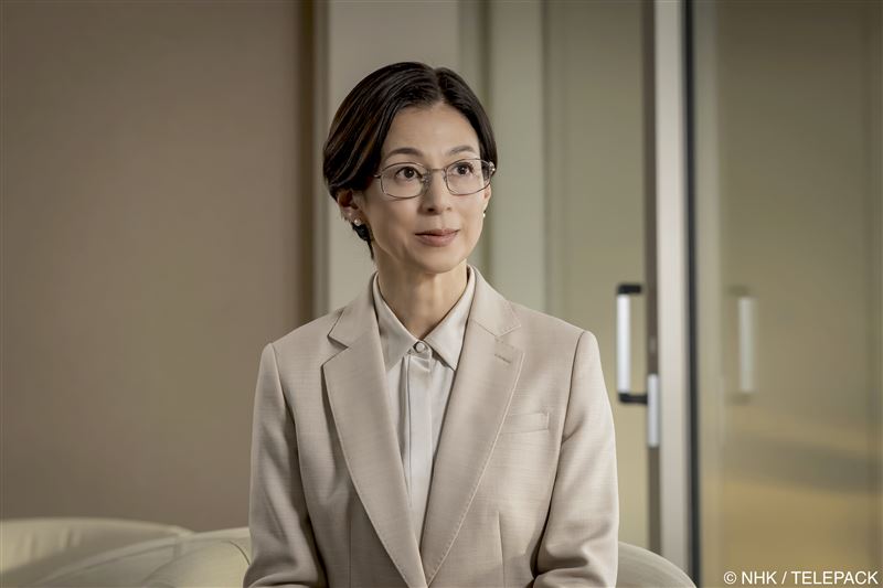 《對決》鈴木保奈美飾演的醫大理事。（圖／Hami Video提供）