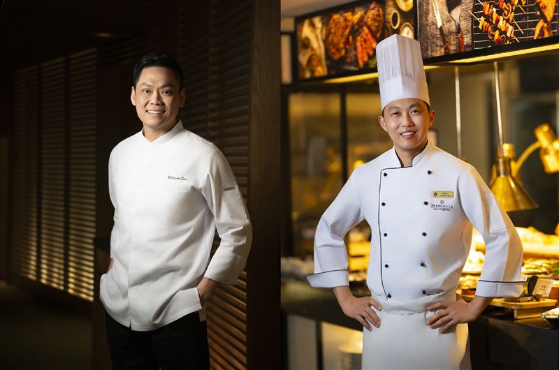 台北遠東香格里拉行政主廚陳勇偉（圖左）、遠東Caf&eacute;新任大馬主廚黃志偉(圖／遠東香格里拉提供）