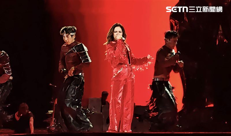 鄧紫棋在台北大巨蛋開唱。（圖／讀者提供）