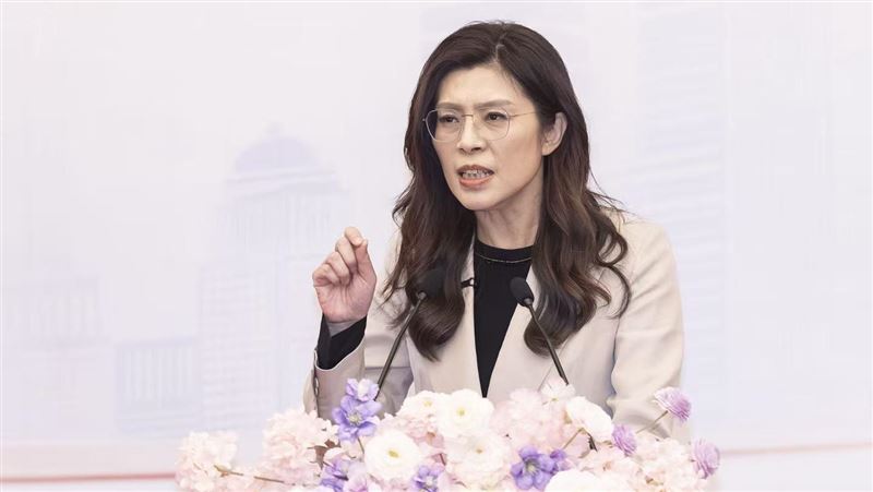 鄭麗文訪中 法媒:中國欲阻美軍售台灣