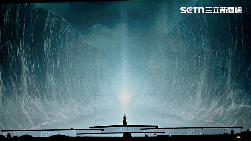 鄧紫棋在台北大巨蛋開唱。（圖／讀者提供）