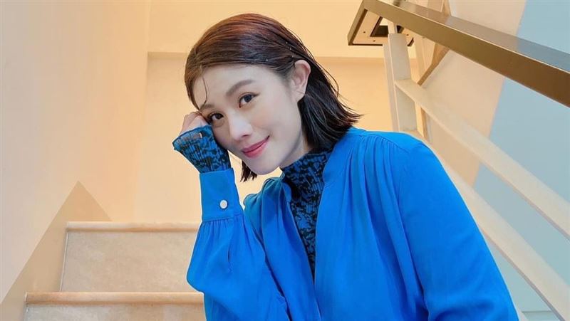 朱海君一肩扛起家計，為生活狂接演出。(圖／翻攝自朱海君臉書）