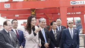 國民黨主席鄭麗文參觀上海洋山港。（圖／國民黨提供）