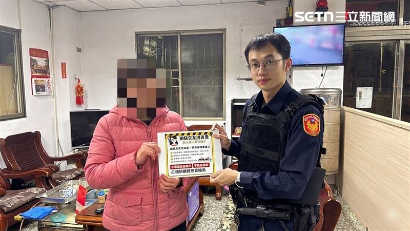 劉女於匯款當晚前往麗水派出所尋求協助，員警在檢視手機對話紀錄後，立即判定此為典型的愛情詐騙。(圖/翻攝畫面)