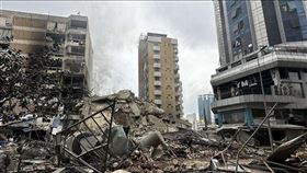 黎巴嫩首都貝魯特醫院患者無法撤離，許多病人因此在空襲中罹難。（圖／翻攝自X平台 @BRICStracker）