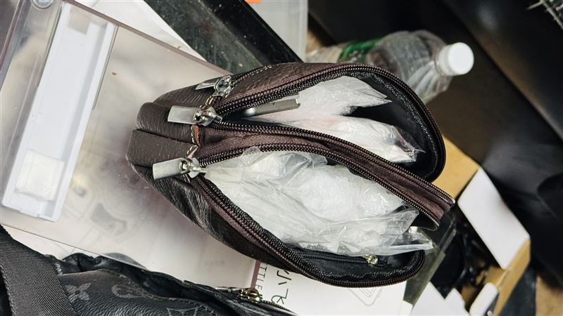 廖嫌不僅改造槍枝牟利也販毒，屋內被搜出海洛因、安非他命。(圖／翻攝畫面)