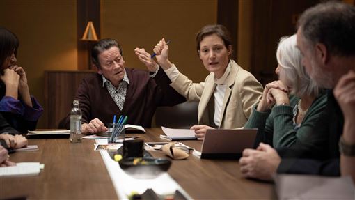 吉姆謝利登集結大咖歐洲影星　尋找正義