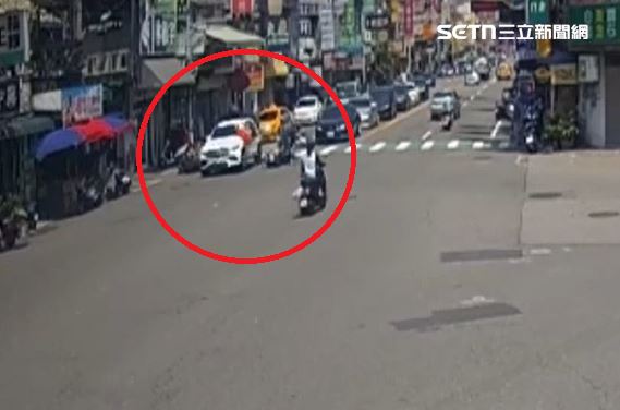 新/台中大里市場賓士爆衝撞多人 影片曝