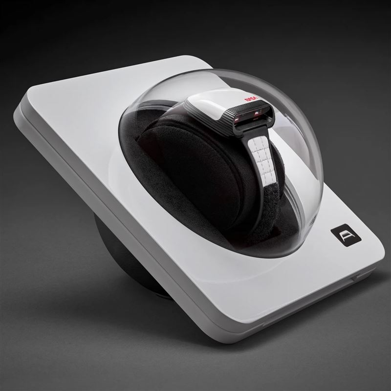 包裝採用類太空艙的透明展示罩。（圖／翻攝Amida網站）