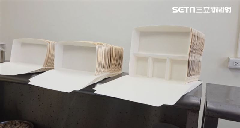 因中東戰火影響，讓有淋膜的餐盒漲價，目前已漲了超過5成