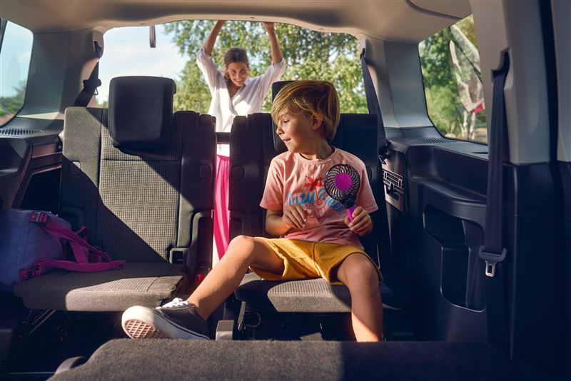 後兩排可拆卸或傾倒，不論載人或載物都相當彈性。（圖／翻攝Volkswagen網站）