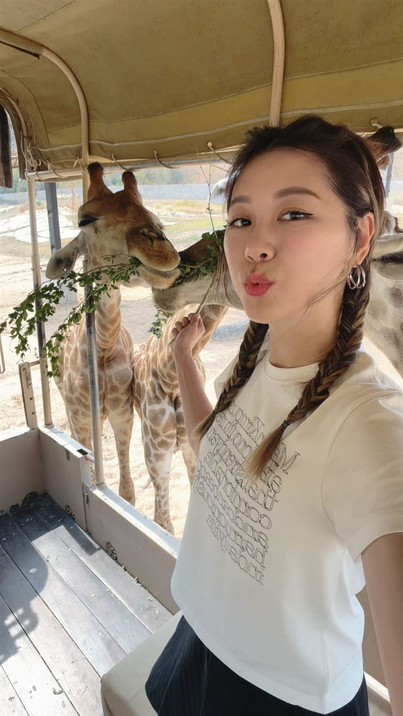 嚴立婷被質疑整形。（圖／翻攝自臉書）