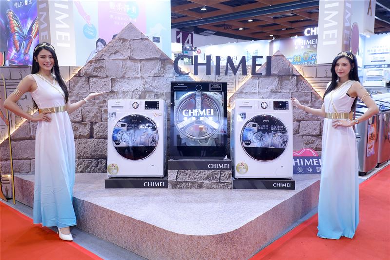 奇美智能滾筒洗衣機WS-V139WD搭載DD直驅變頻馬達，兼具高效洗淨、低噪音與節能表現，回應現代家庭對高效潔淨與靜音生活的需求