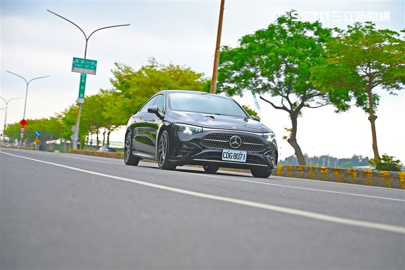 CLA底盤的穩定度不錯，不會有多餘晃動。（圖／記者鍾釗榛攝影）