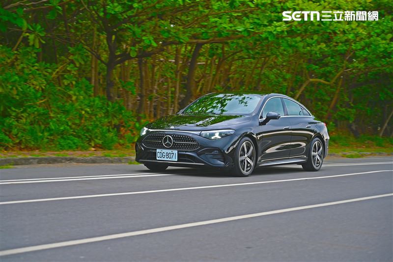 賓士CLA 是一輛會讓人每天都想開出門的車。（圖／記者鍾釗榛攝影）