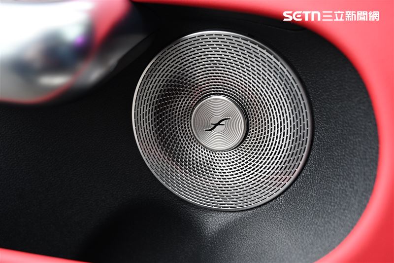 配備Burmester（柏林之音）音響。（圖／記者鍾釗榛攝影）