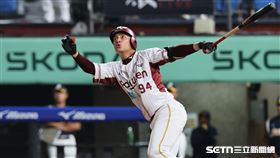 中職37年例行賽，樂天桃猿游擊手馬傑森在生涯第894個打數敲出首轟。（圖／記者劉彥池攝影）