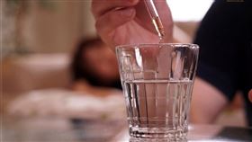 外界也好奇片商如果用的不是春藥，那讓女優吃下去的是什麼？對此，女優星乃莉子也給答案了。（圖／翻攝自Ｘ）