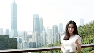 鄭麗文訪中團殺手鐧是她！學霸驚人背景曝