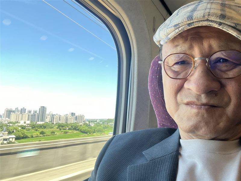 陳慕義嘆民進黨遲遲沒派出台北市長參戰人選。（圖／翻攝自陳慕義臉書）