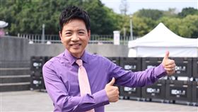 陳凱倫主持「玉梅十周年紀念音樂會」。（圖／記者鄭孟晃攝影）