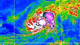 今年第4號颱風「辛樂克」已經發展為中度颱風。（圖／氣象署）