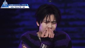 參賽者因結尾妖精時刻的動作引發爭議。（圖／翻攝自X平台 @_LAPONE_ENT_）