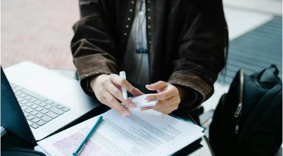 25歲才決定出國唸書 她怕人生落後