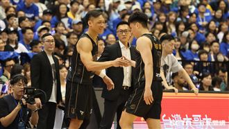 野獸轟本季新高21分　勇士大勝領航猿19分